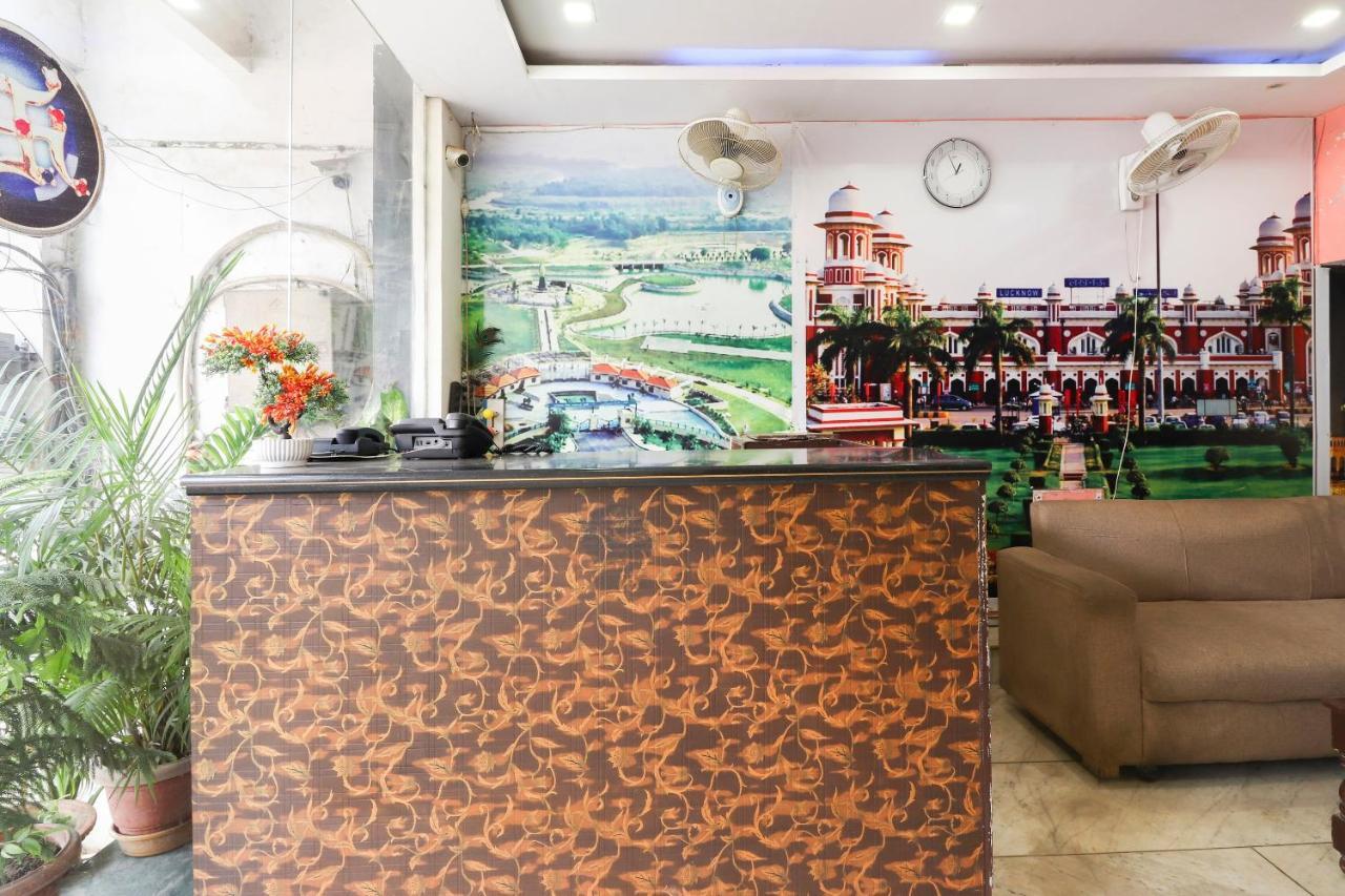 לקנאו Oyo 40431 Hotel Amar Prem מראה חיצוני תמונה